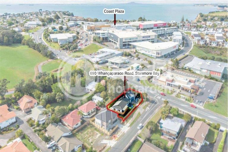 Photo of property in 690 Whangaparaoa Road, Stanmore Bay, Whangaparaoa, 0932
