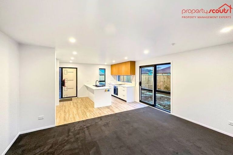 Photo of property in 2/27a Wilford Street, Wallaceville, Upper Hutt, 5018