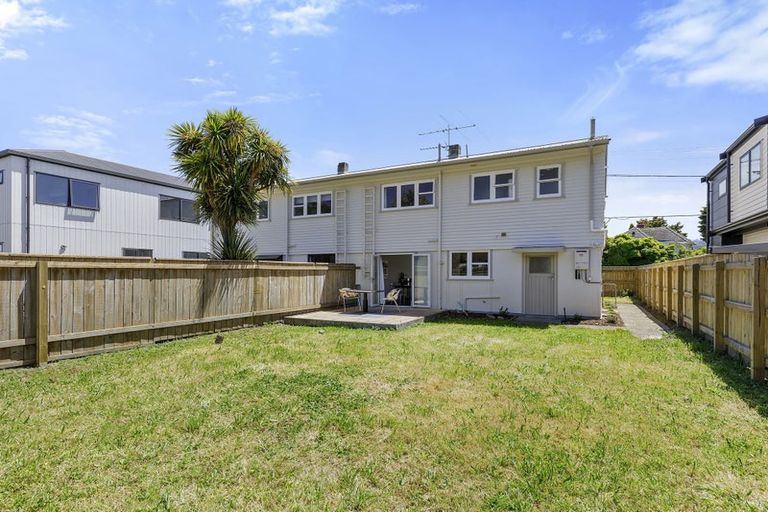 Photo of property in 11 Maclean Street, Whataupoko, Gisborne, 4010