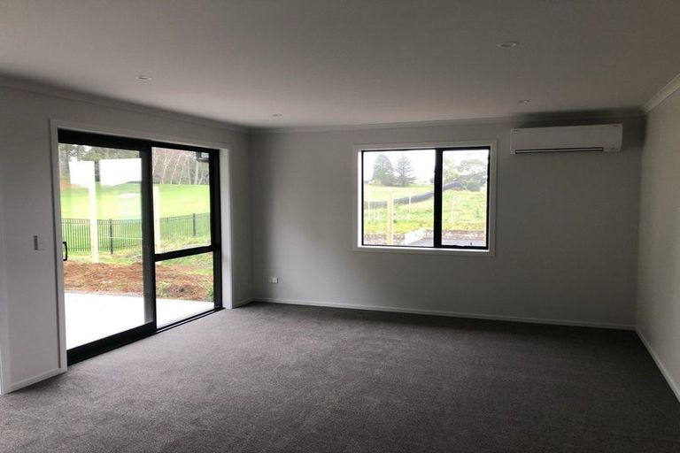 Photo of property in 55 Murray Ward Drive, Te Kauwhata, 3710