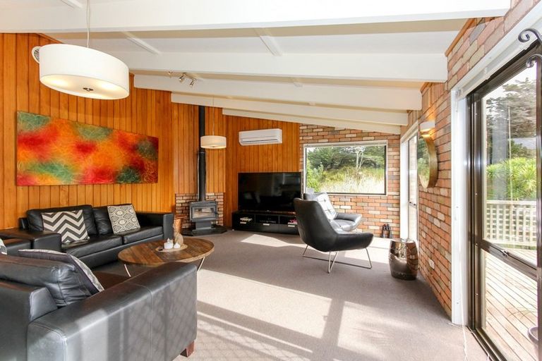 Photo of property in 596 Carrington Road, Hurworth, New Plymouth, 4371