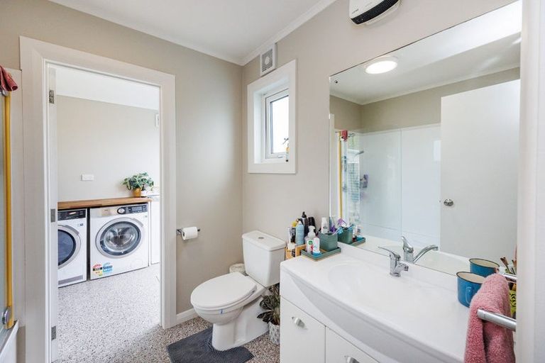 Photo of property in 2 Dalrymple Place, Marton, 4710