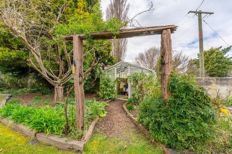 Photo of property in 34 Weston Road, Waiareka Junction, Oamaru, 9401