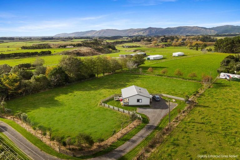 Photo of property in 63a Laward Road, Shannon, Palmerston North, 4474