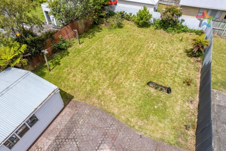 Photo of property in 8 Golf Road, Manor Park, Lower Hutt, 5019