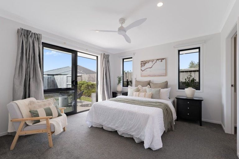 Photo of property in 5 Oka Street, Papamoa Beach, Papamoa, 3118