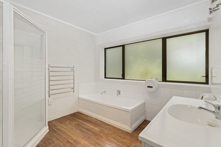 Photo of property in 25 Balfour Crescent, Riverlea, Hamilton, 3216