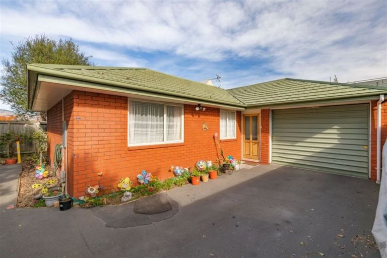 Photo of property in 76b Fairfield Avenue, Addington, Christchurch, 8024
