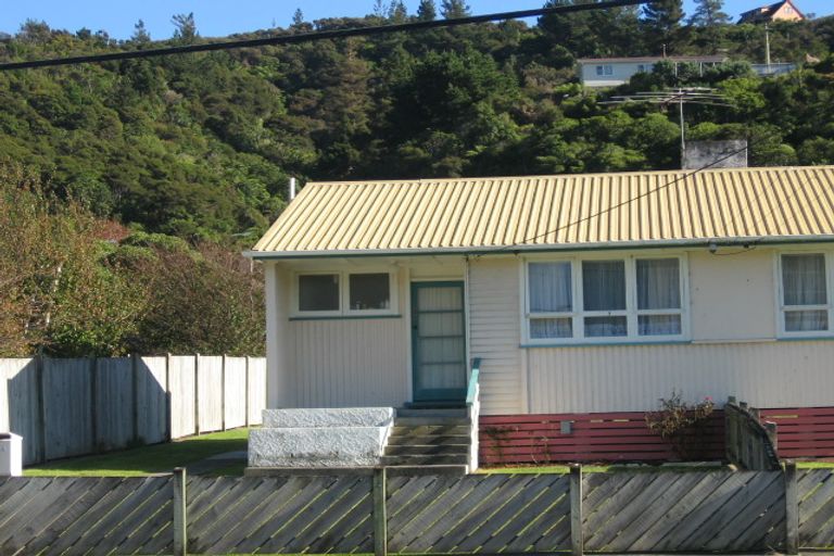 Photo of property in 226 George Street, Stokes Valley, Lower Hutt, 5019