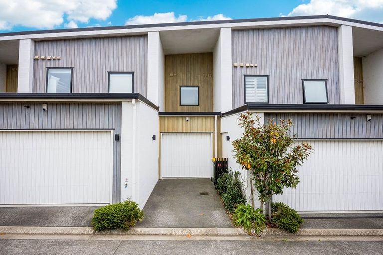 Photo of property in 34 Walter Merton Road, Hobsonville, Auckland, 0616