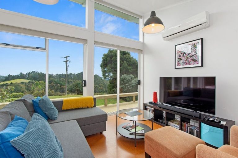 Photo of property in 190 Paroa Bay Road, Russell, 0272