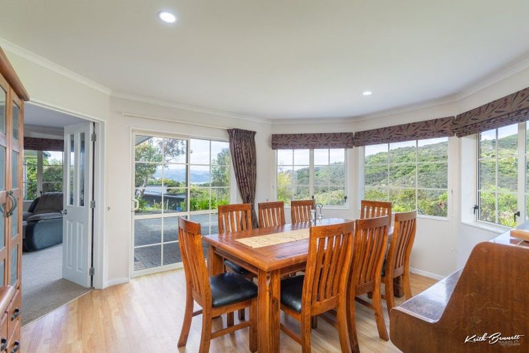 Photo of property in 5 Grace Nicholls Grove, Riverstone Terraces, Upper Hutt, 5018