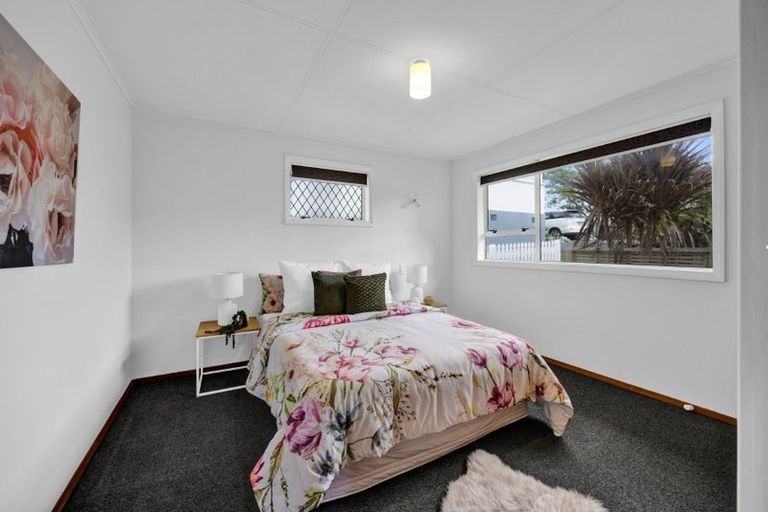 Photo of property in 3a Waimea Street, Westown, New Plymouth, 4310