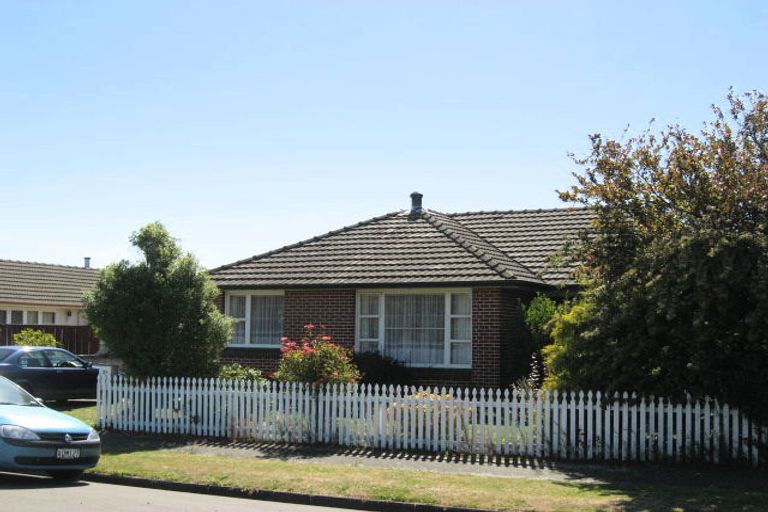 Photo of property in 21 Logie Place, Bromley, Christchurch, 8062