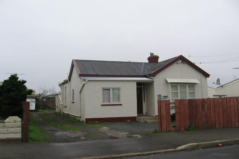 Photo of property in 17 Bradshaw Street, South Dunedin, Dunedin, 9012