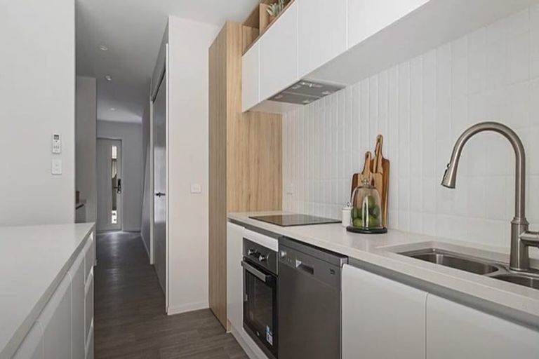 Photo of property in 1/44 May Street, Hamilton East, Hamilton, 3216