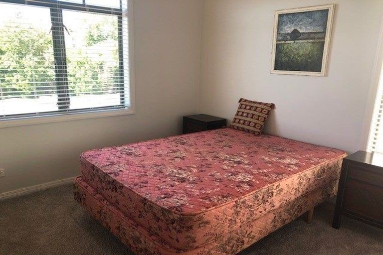 Photo of property in 132 Harbour Village Drive, Gulf Harbour, Whangaparaoa, 0930