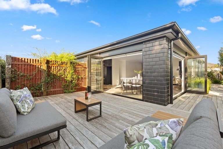 Photo of property in 27a Lillian Place, Orewa, 0931