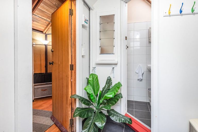 Photo of property in 3a Mclellan Place, Ilam, Christchurch, 8041