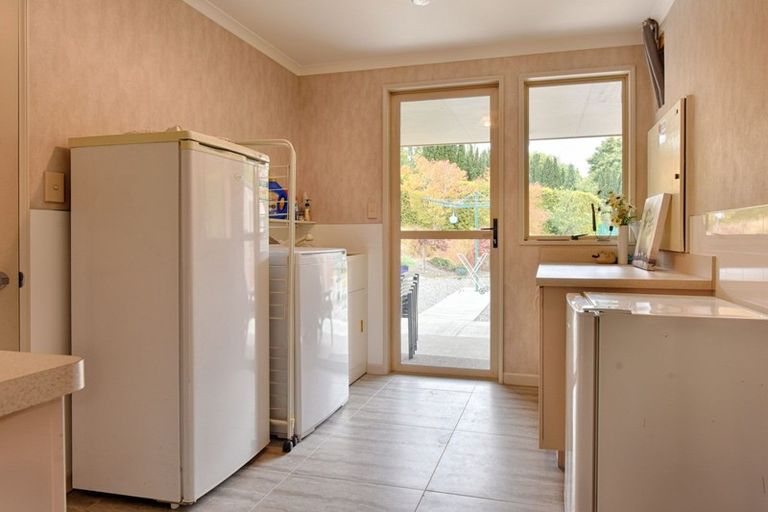 Photo of property in 15 Aotea Crescent, Gore, 9710