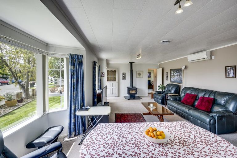 Photo of property in 26 Otatara Road, Taradale, Napier, 4112