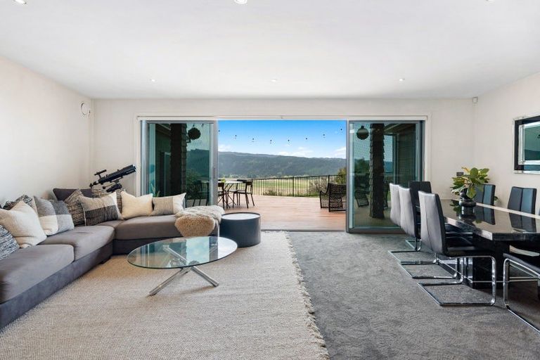 Photo of property in 19 Esk View Road, Eskdale, Napier, 4182