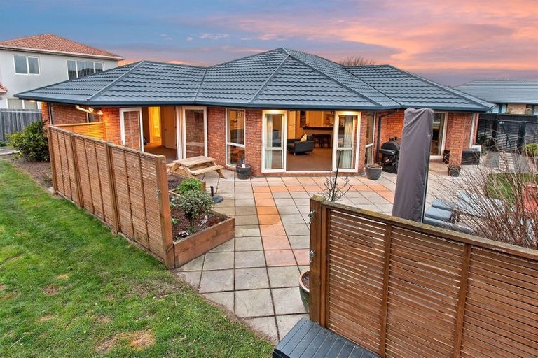 Photo of property in 14 Wilmington Place, Shirley, Christchurch, 8061