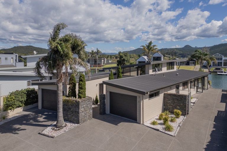 Photo of property in 115 Motu Hei, Pauanui, Hikuai, 3579