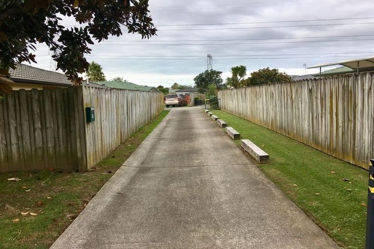 Photo of property in 76 Medvale Avenue, Flat Bush, Auckland, 2019