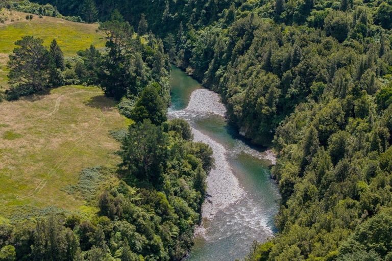 Photo of property in 1150 Otaki Gorge Road, Hautere, Otaki, 5582