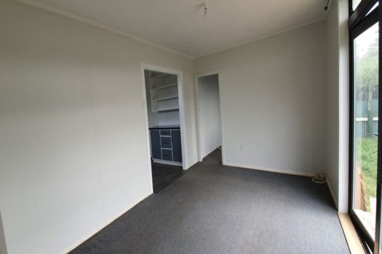 Photo of property in 9b Arawa Place, Castlecliff, Whanganui, 4501
