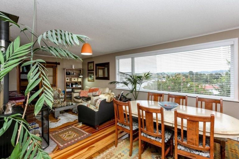 Photo of property in 37 Belair Avenue, Blagdon, New Plymouth, 4310