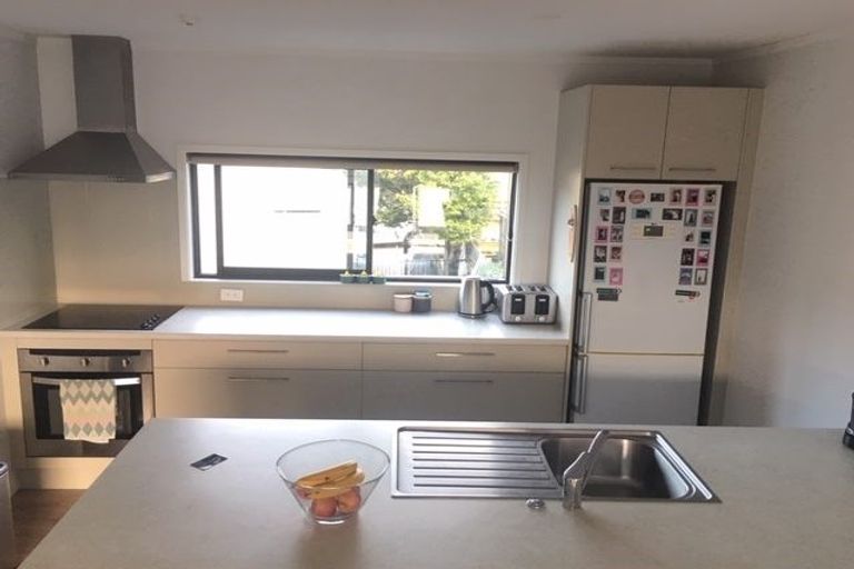Photo of property in 33 Miro Street, Mount Maunganui, 3116