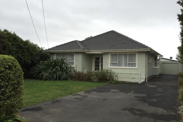 Photo of property in 223 Centaurus Road, Saint Martins, Christchurch, 8022