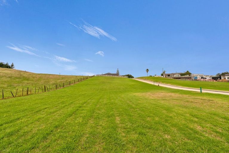 Photo of property in 8 Anbrue Lane, Ruakaka, 0116