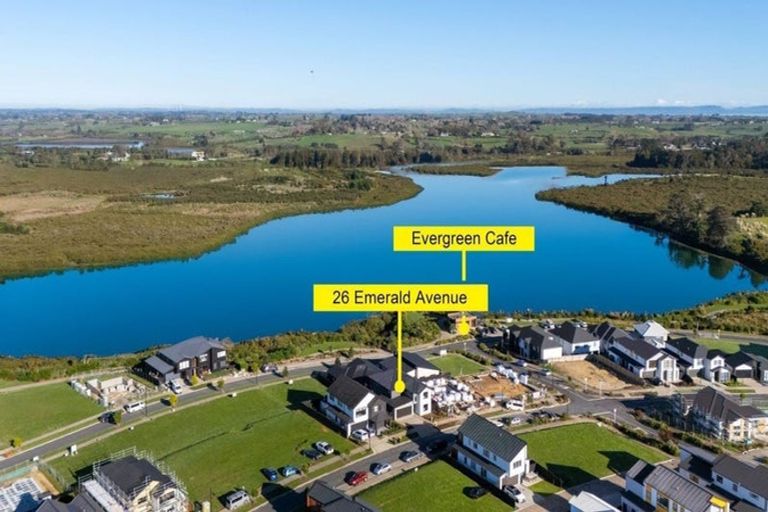 Photo of property in 26 Emerald Avenue, Rosehill, Papakura, 2113