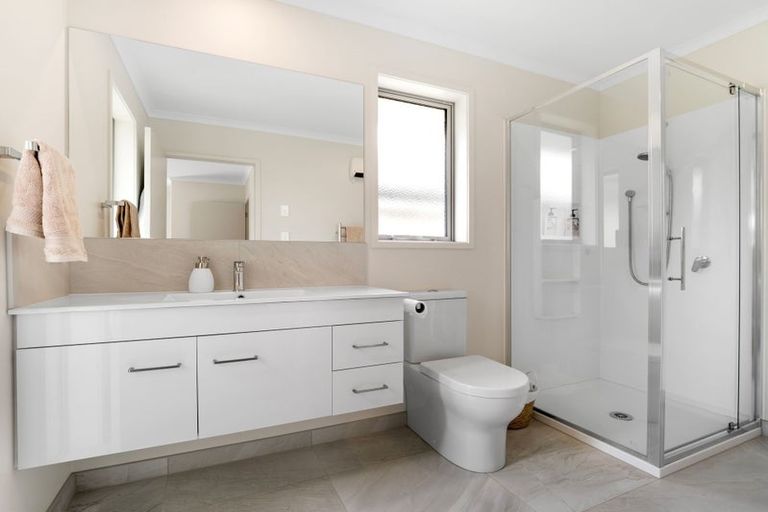 Photo of property in 11 Cheyne Road, Pyes Pa, Tauranga, 3112