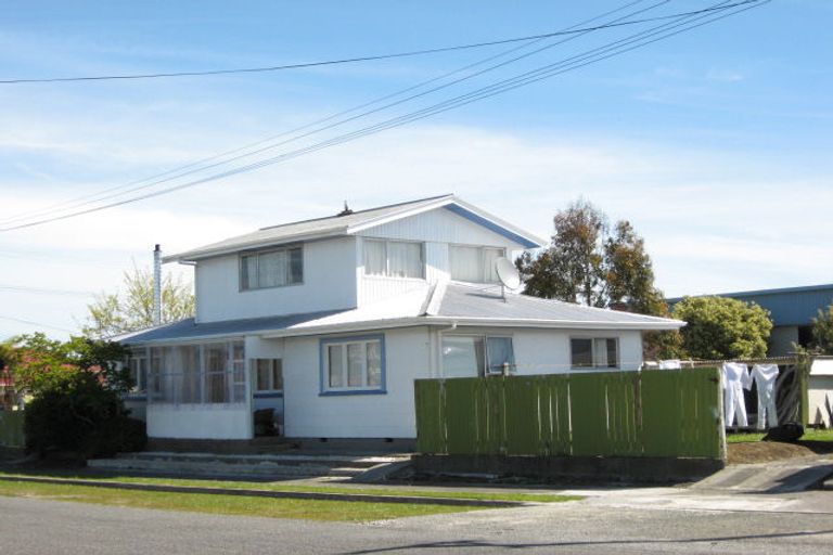 Photo of property in 6 Russell Street, Westport, 7825