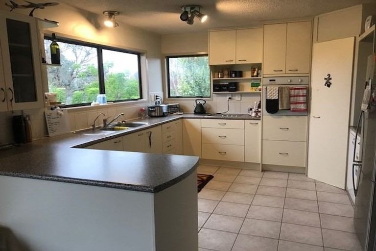 Photo of property in 1/17 Mossford Green, Pahurehure, Papakura, 2113