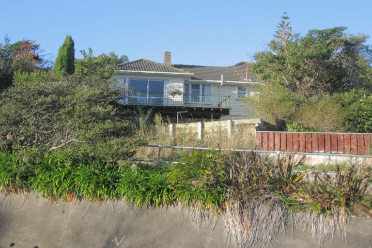 Photo of property in 64 Dimock Street, Titahi Bay, Porirua, 5022