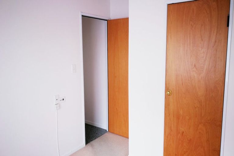 Photo of property in 2/20 Steeple Rise, Pakuranga, Auckland, 2010