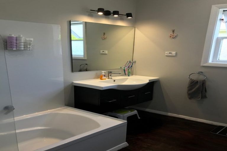 Photo of property in 18 Gilchrist Street, Te Aroha, 3320