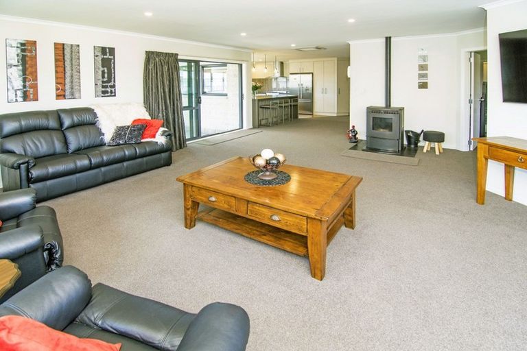 Photo of property in 11 Mervyn Brown Place, Solway, Masterton, 5810