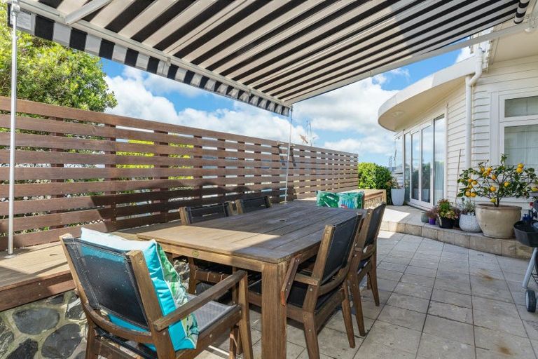 Photo of property in 20 Grafton Road, Roseneath, Wellington, 6011