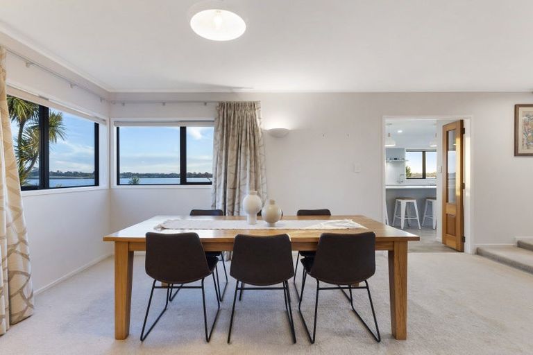 Photo of property in 55 St Annes Crescent, Wattle Downs, Auckland, 2103