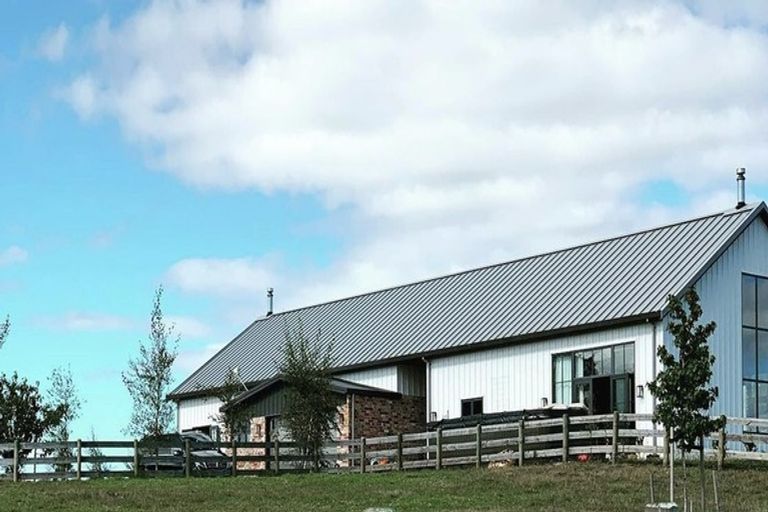 Photo of property in 18 Falls Road, Hunua, Papakura, 2583