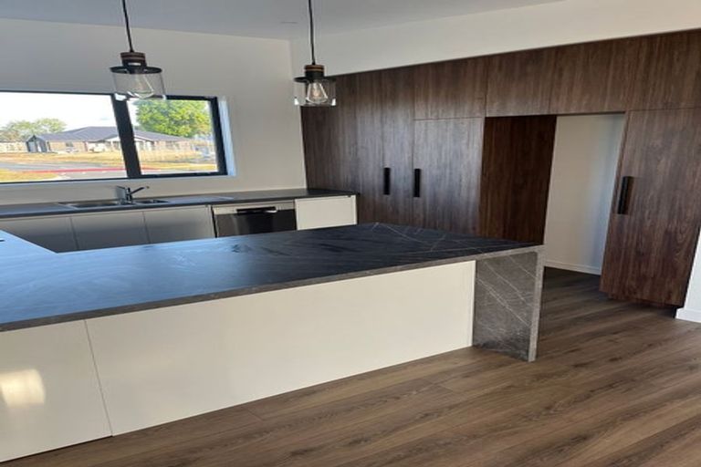 Photo of property in 25 Whakahaumako Road, Leamington, 3495