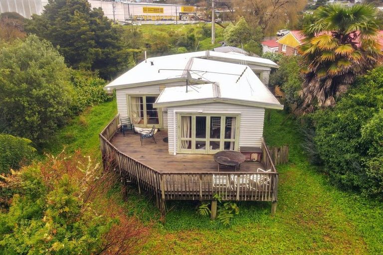 Photo of property in 14 Blue Gum Avenue, Silverdale, 0932