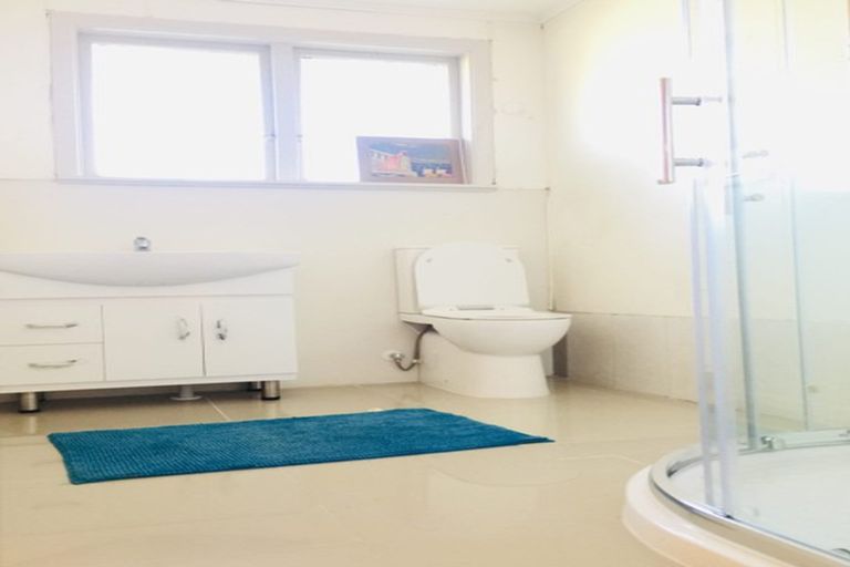 Photo of property in 12 Olive Street, Manurewa, Auckland, 2102