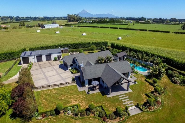 Photo of property in 282 Turangi Road, Tikorangi, Waitara, 4383